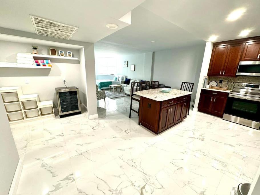 Sunny Isles Beach Spacious Apartment Exterior photo
