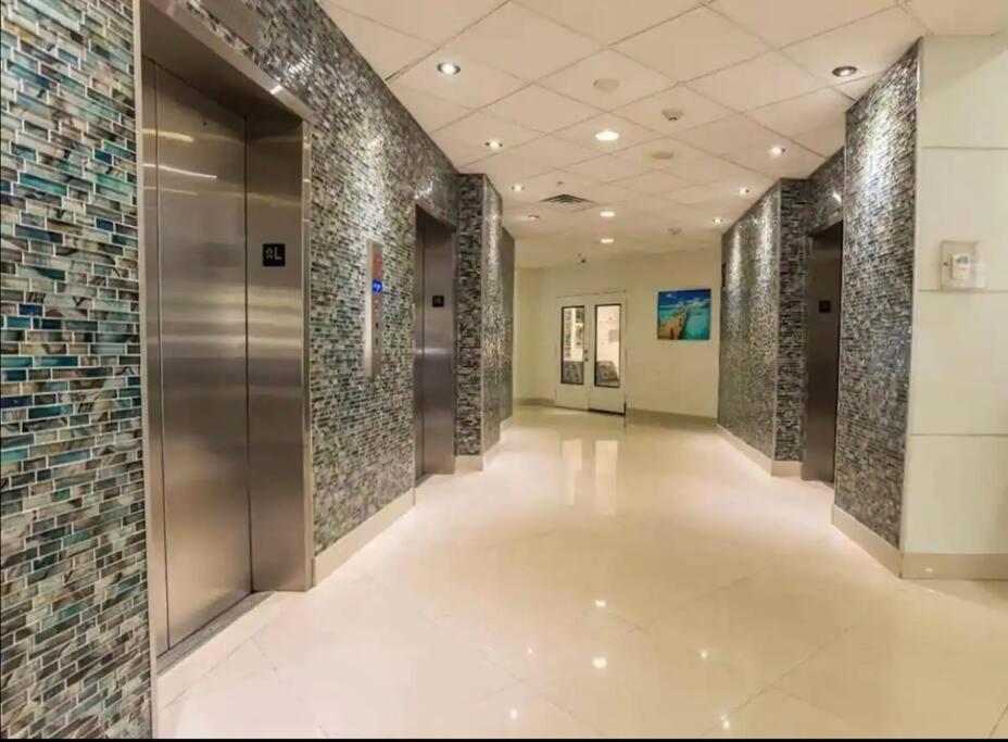 Sunny Isles Beach Spacious Apartment Exterior photo