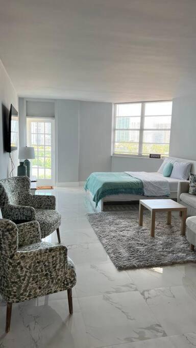 Sunny Isles Beach Spacious Apartment Exterior photo