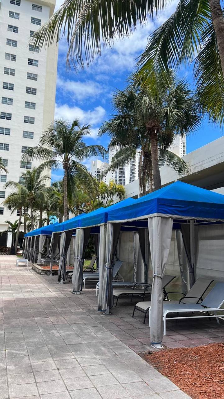 Sunny Isles Beach Spacious Apartment Exterior photo